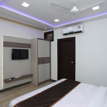 Oyo Hotel Vaishnavi Heritage Inn Agra  Dış mekan fotoğraf