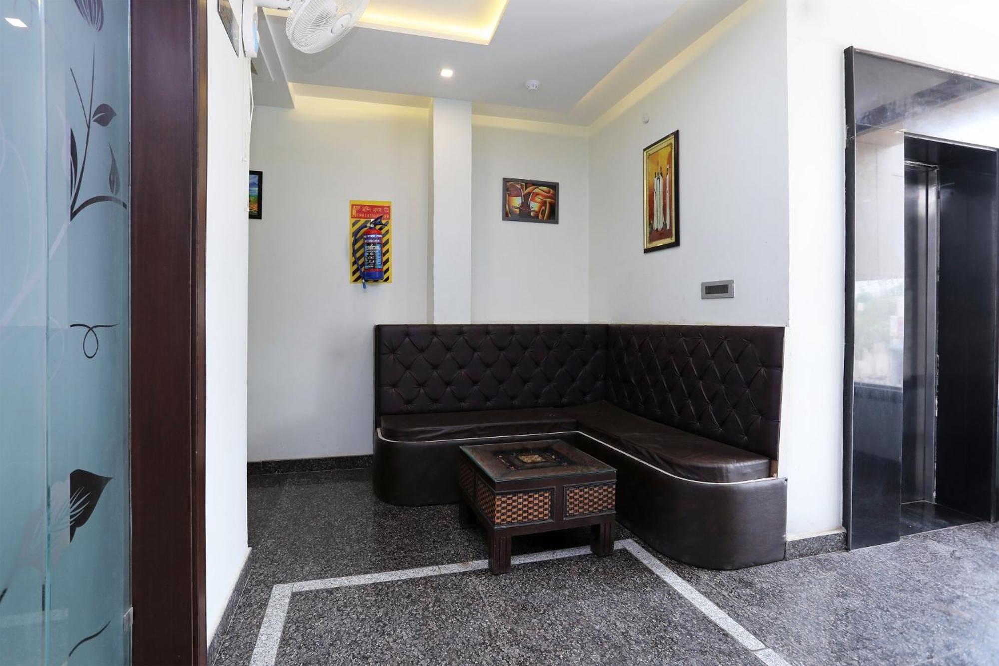 Oyo Hotel Vaishnavi Heritage Inn Agra  Dış mekan fotoğraf